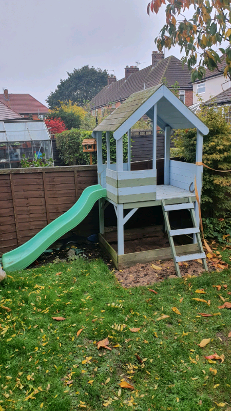 wooden playhouse gumtree